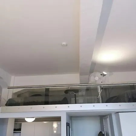 Ahotel No - Station 아파트 *